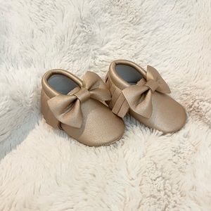 Gently Used Champagne Gold Baby Moccasin